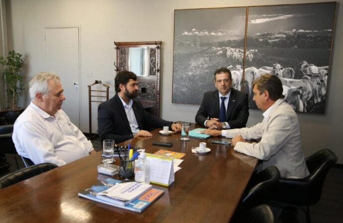 SAA recebe visita do CEO da Colpani Piscicultura
